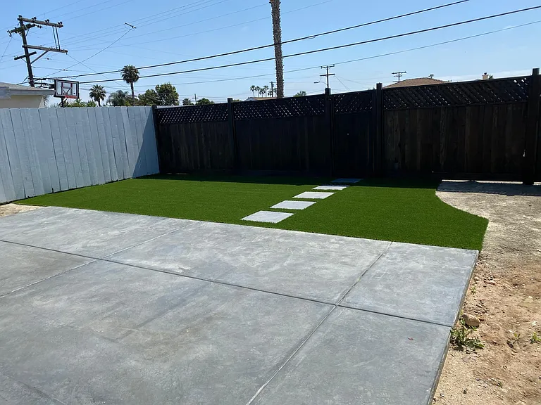 4212 Clairemont Dr — Photo 15
