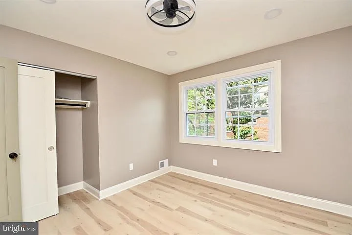 4702 Forestdale Dr — Photo 17