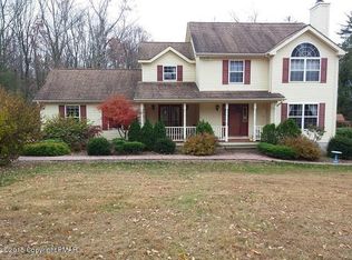 165 Chatham Hill Rd, Stroudsburg, PA 18360