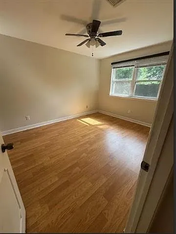 4901 Purdue Dr — Photo 9