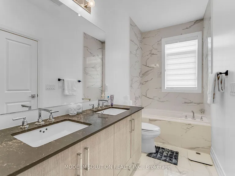 1659 Vellore Cres — Photo 27