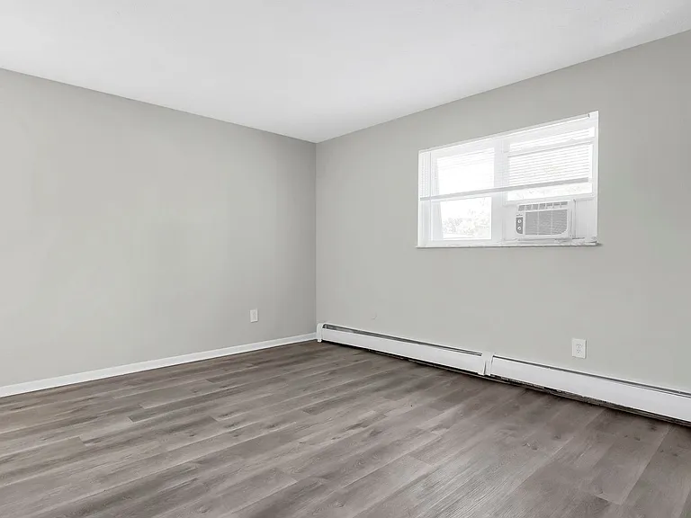 2405B Belcher Dr — Photo 37