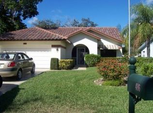 486 Fox Den Cir, Naples, FL 34104