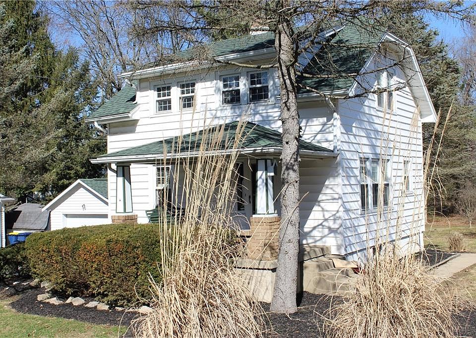 1st image of 621 Highwood Ave