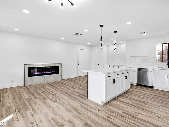 4th image of 4120 Gannet Cir Unit 258