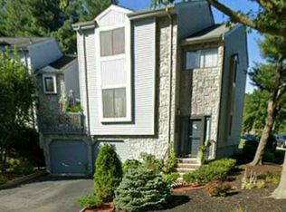 1 Viburnum Ct, East Brunswick, NJ