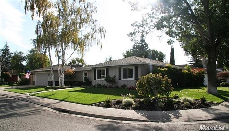 1st image of 7121 Hatchers Ct