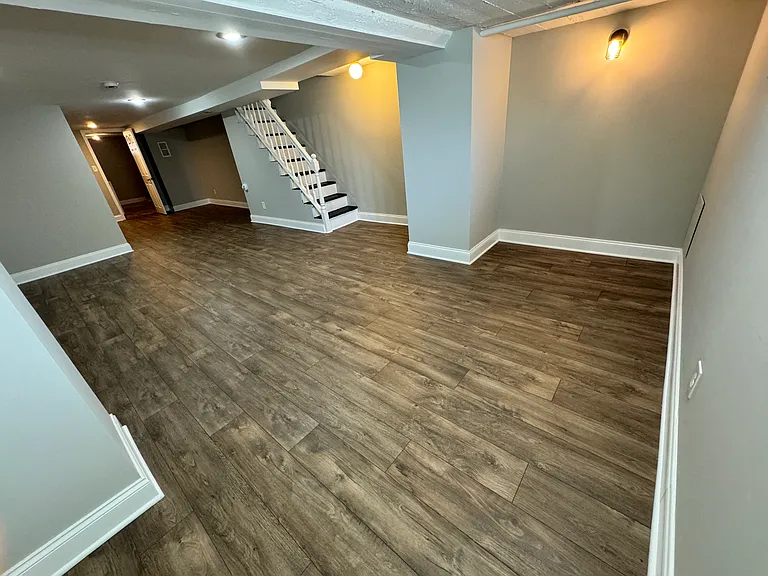 418 Bonsal St — Photo 24