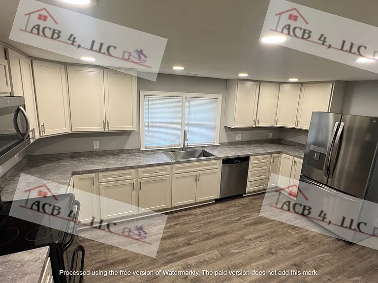 8733 Starlight Ln — Photo 14