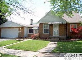 2105 College Ave, Lincoln Park, MI 48146