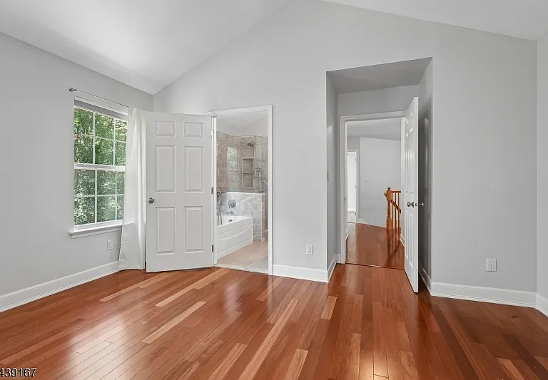 30 Yale Ter — Photo 22