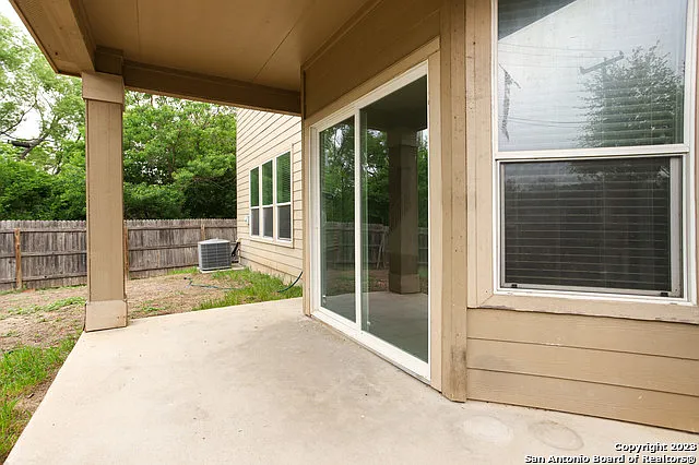 11014 Colt Isle — Photo 30