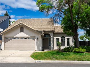 1292 E Salem Ave, Fresno, CA 93720