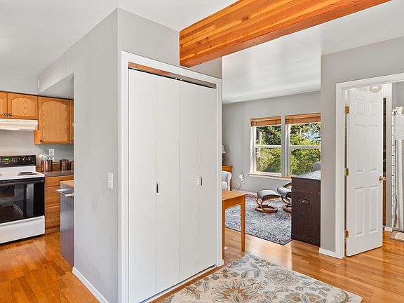 W/D in white closet.