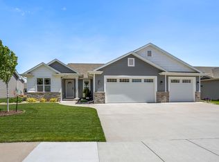 N9072 Lilac Rd, Sherwood, WI 54169