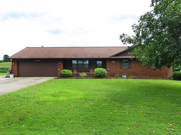 2nd image of 208 Country Ln