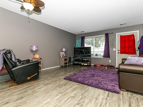 5th image of 4284 Meghan Ln