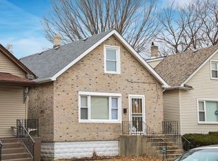 8206 S Saginaw Ave, Chicago, IL 60617