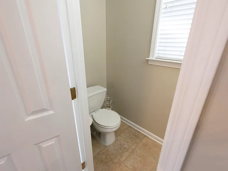 1226 Isle Bay Dr — Photo 37