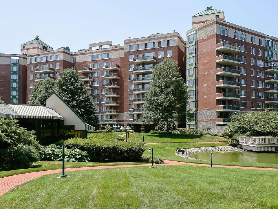 100 Hilton Ave UNIT M5, Garden City, NY 11530 MLS 3418239 Zillow