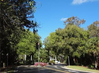 1860 Bald Eagle Dr #403B, Naples, FL 34105