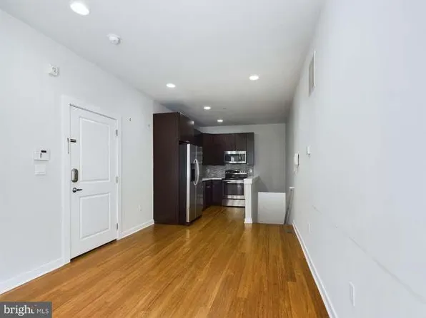 839 N 16th St APT 1, Philadelphia, PA 19130
