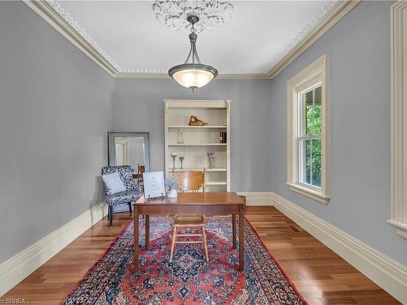 5th image of 38 Jane St