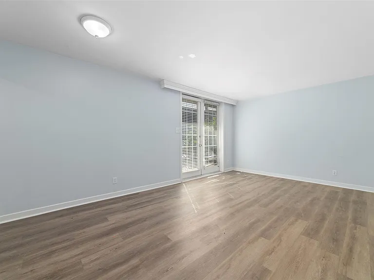 3300 Yorktown St #26 — Photo 7