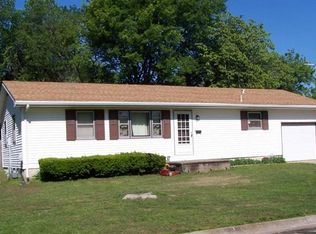 604 S Oak St, Nevada, MO 64772