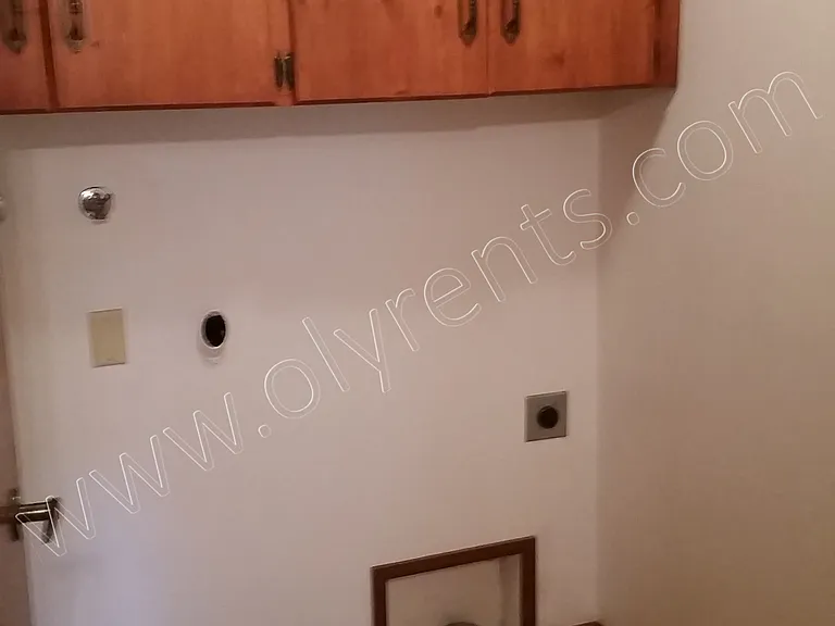 011 Laundry Room (1)_06062018