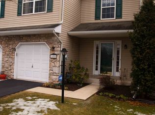 1404 Oxford Cir, Lansdale, PA 19446