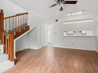 8455 Summa Ave APT 8, Baton Rouge, LA 70809