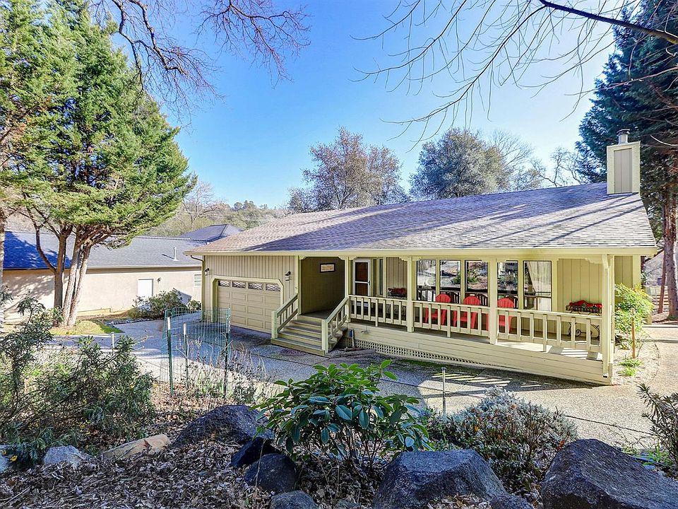 1st image of 18035 Wildflower Dr