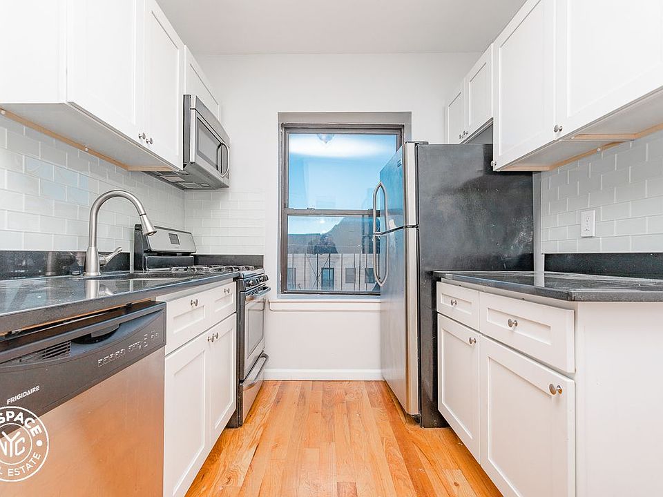 1st image of 944 Marcy Ave APT 2C