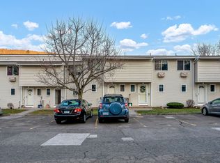 220 Main St APT 1E, New Hartford, CT 06057