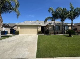 12210 High Country Dr, Bakersfield, CA 93312