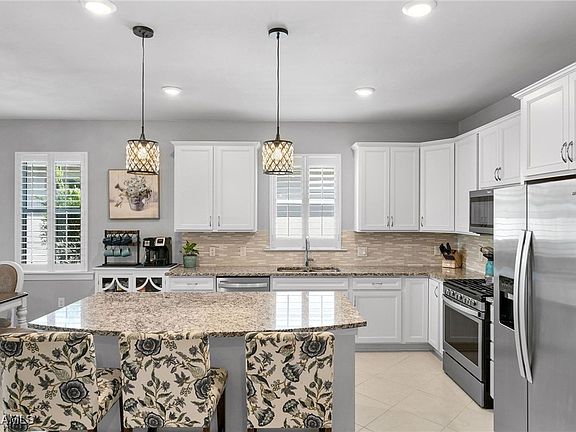 3rd image of 17640 Silverspur Dr