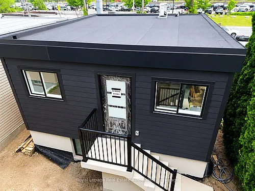 17 White Ave #1 Photo 1