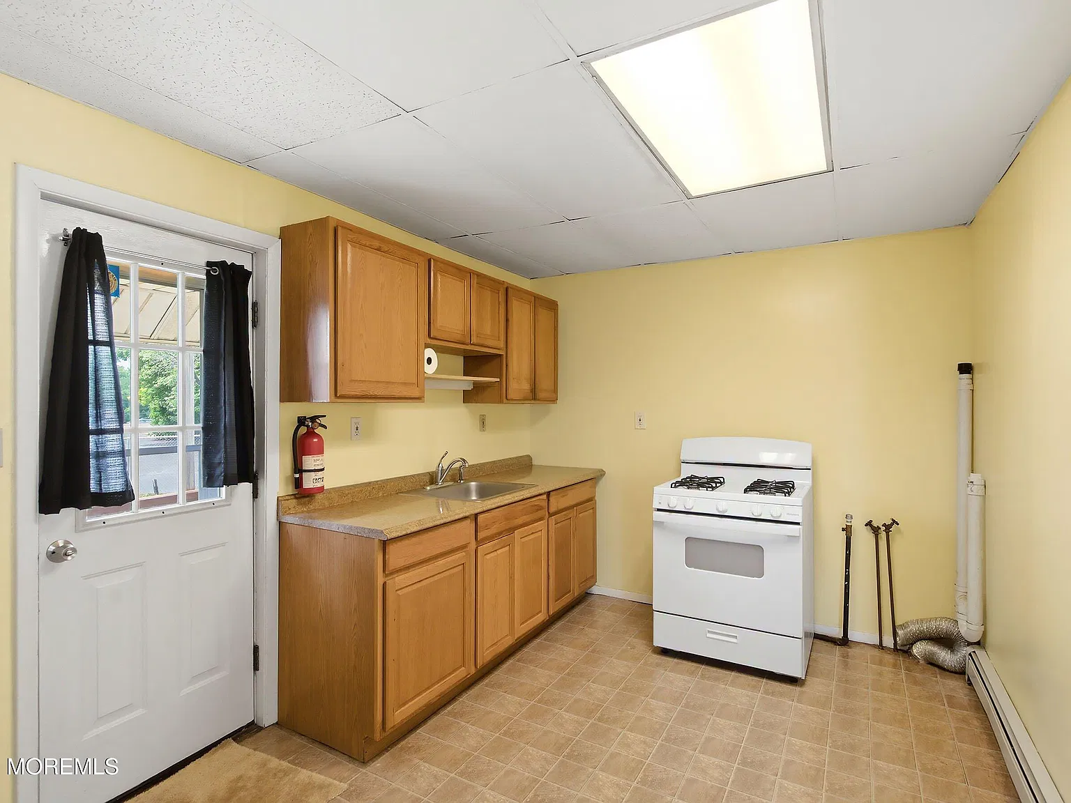 275 Laurence Pkwy — Photo 2