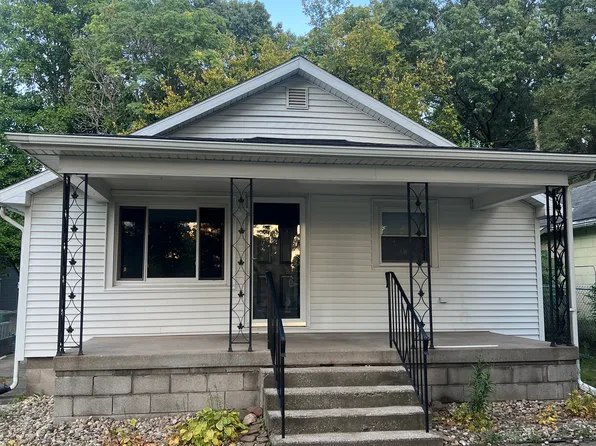 2463 Sullivan St, Lake Station, IN 46405