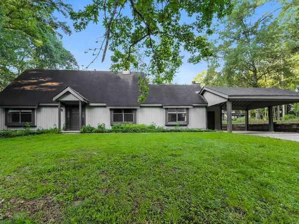 114 Valley Rd, Stockbridge, GA 30281