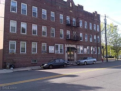460 Franklin Ave