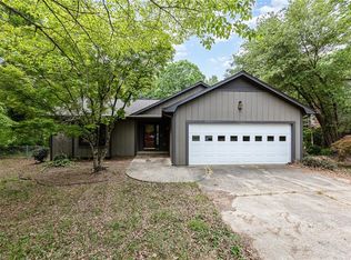 3005 Covewood St, High Point, NC 27265