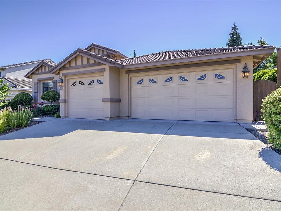 1st image of 108 Albury Ct