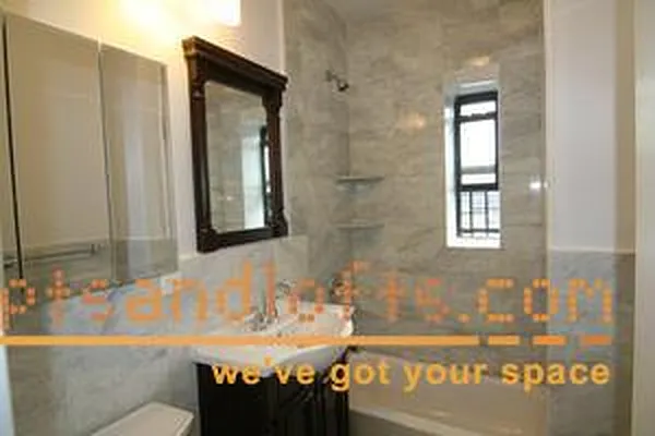 Rented by aptsandlofts.com | media 11