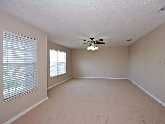 5th image of 8 Windrose Dr #1