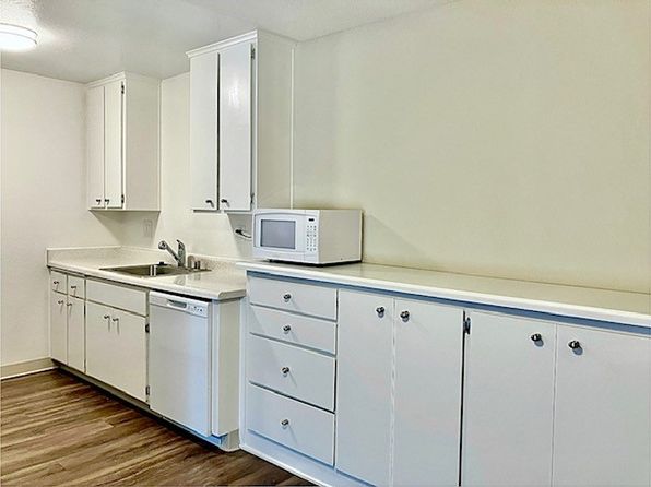 1167 Saint Matthew Pl #107