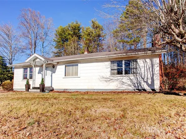 2691 New Leicester Hwy, Leicester, NC 28748