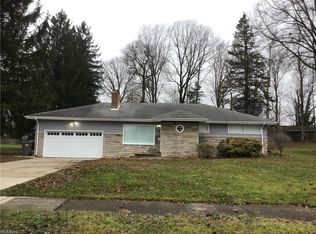 3198 Oran Dr, Youngstown, OH