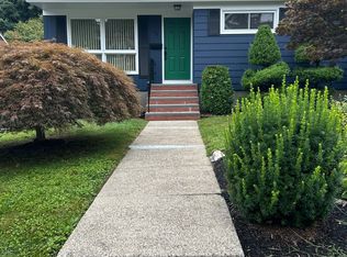 56 Nelson St #2, Providence, RI 02908